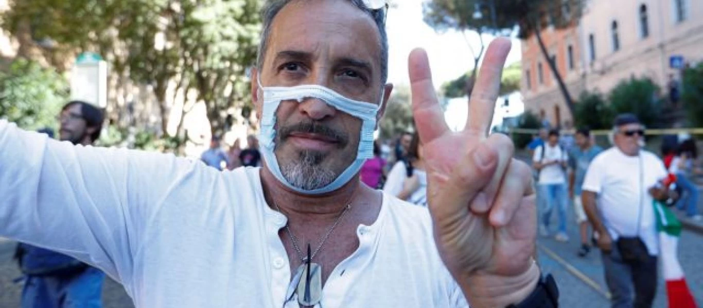 Νέες πορείες κατά των μέτρων για τον κορωνοϊό στην Ιταλία